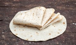 Лаваш для шаурмы: какой бывает, как хранить и на что обратить внимание