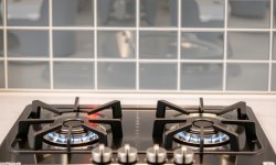 Газовые варочные панели Korting: надёжность, контроль и европейский дизайн на вашей кухне